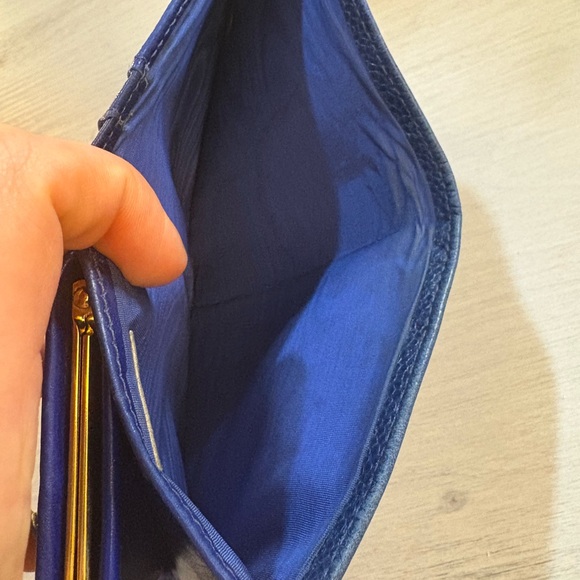 Chanel Vintage Caviar Leather Wallet – Blue 3.5"x4.75" - Picture 10 of 16